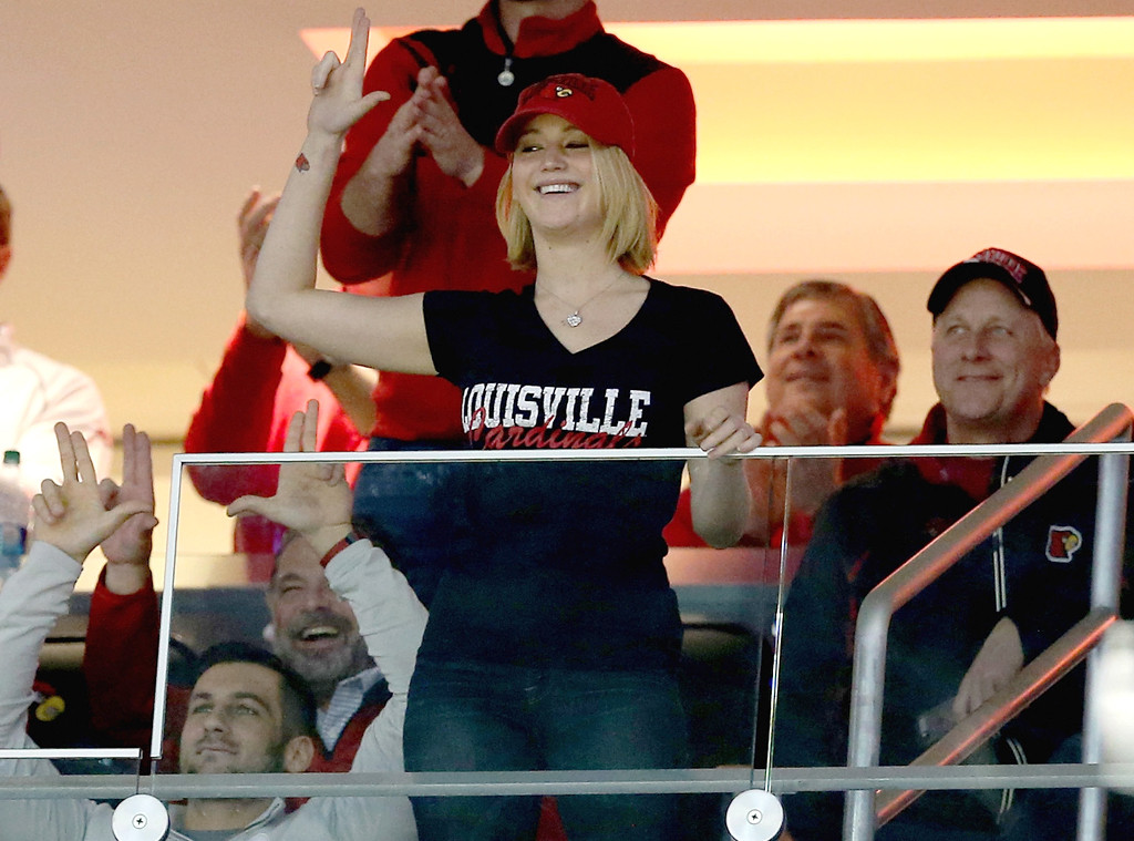 Jennifer Lawrence Is The Best Cheerleader As She Supports The